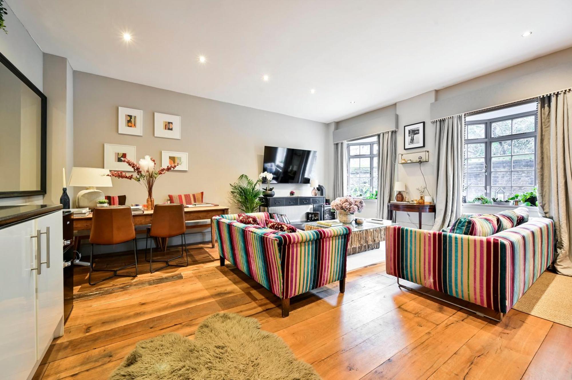 Magnificent 2 Bed Hyde Park Mews House Apartment London Exterior photo